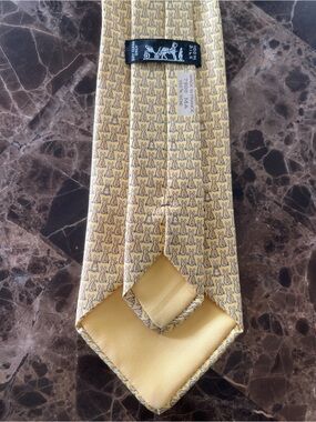 Hermès 100% Silk Tie 7900 MA Yellow Rabbit Print Novelty Luxury Made in France